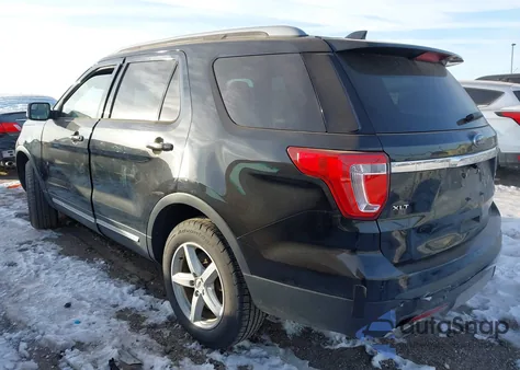 2016 Ford Explorer Xlt z USA, uszkodzony, nr VIN 1FM5K8D84GGD25309